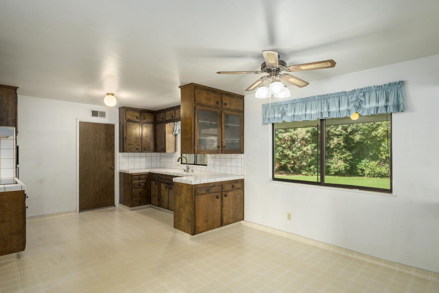 6697 N Teilman Ave, Fresno, CA 93711