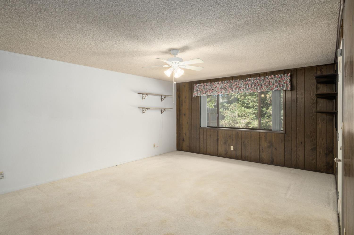 6697 N Teilman Ave, Fresno, CA 93711