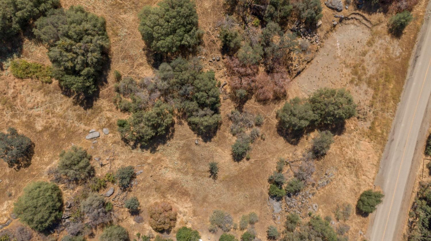 0 0 Squaw Valley Rd, Yokuts Valley, CA 93675