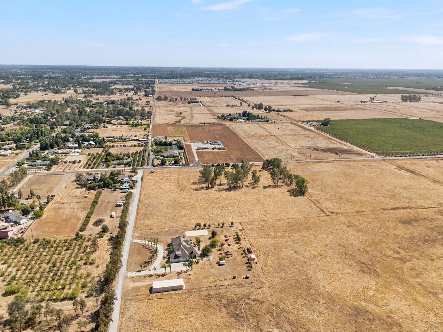 4890 E Copper Ave, Clovis, CA 93619