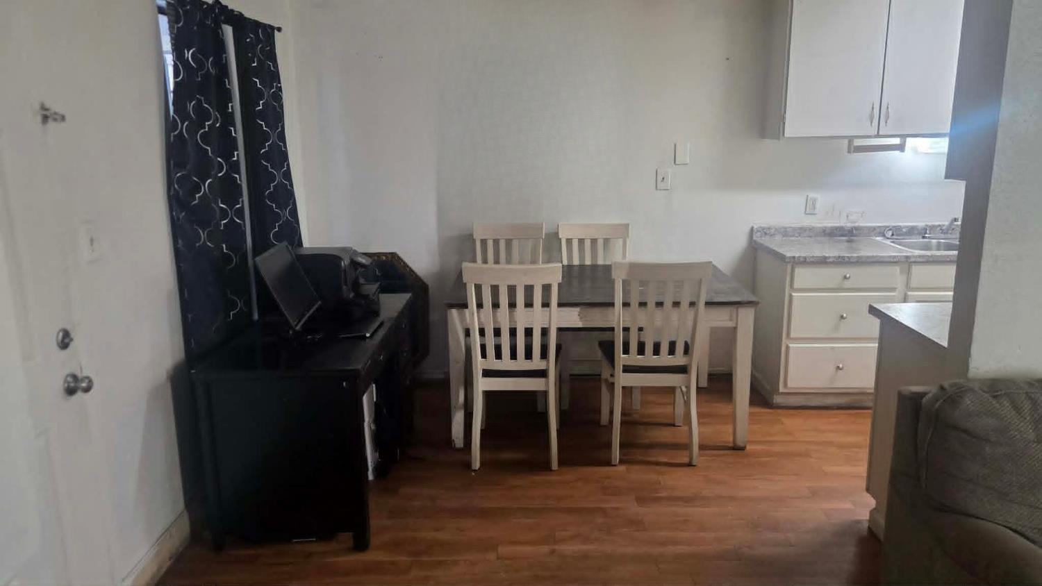 1221 N Peach Ave #129, Fresno, CA 93727