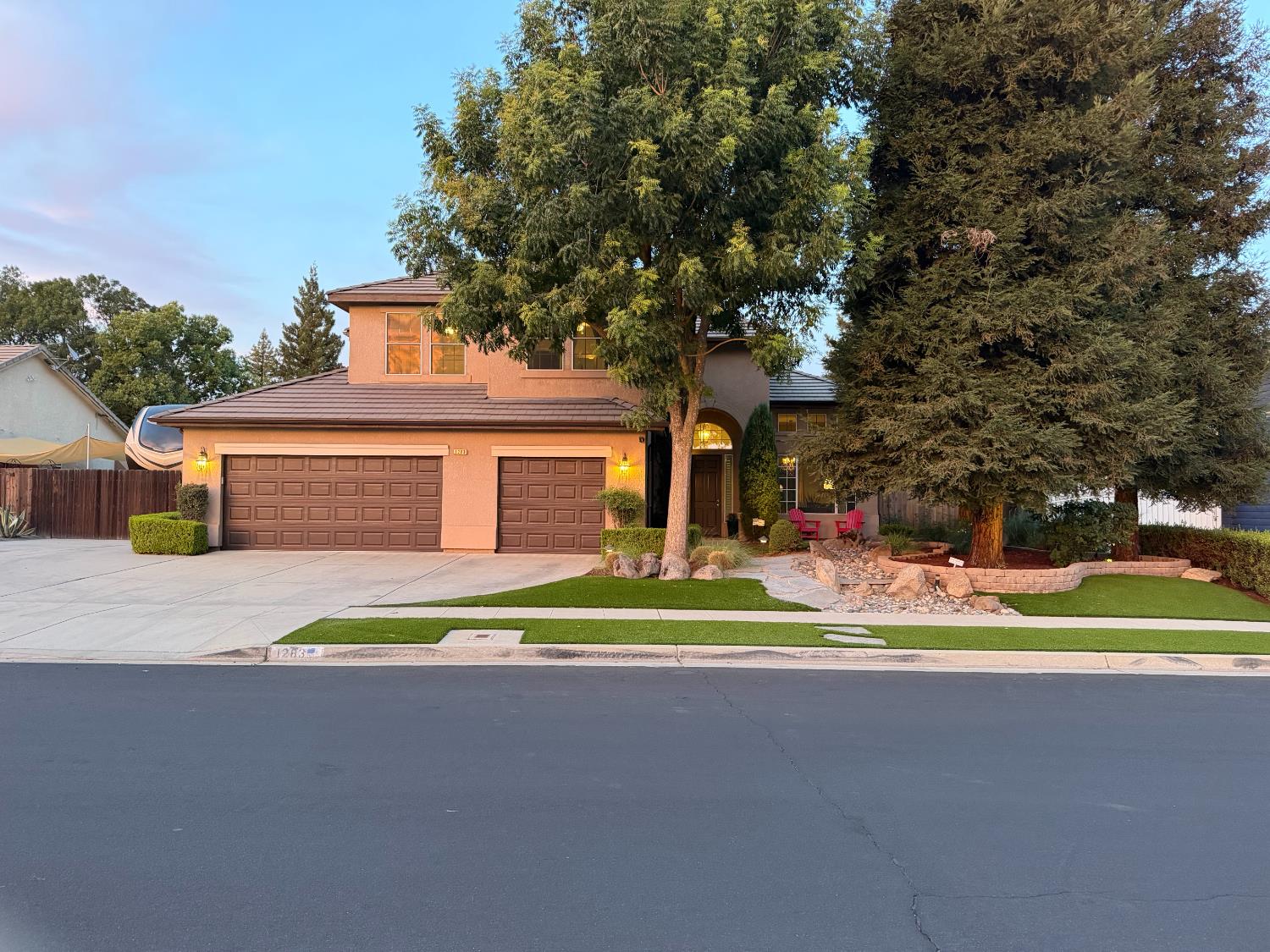 1283 Coventry Ave, Clovis, CA 93611