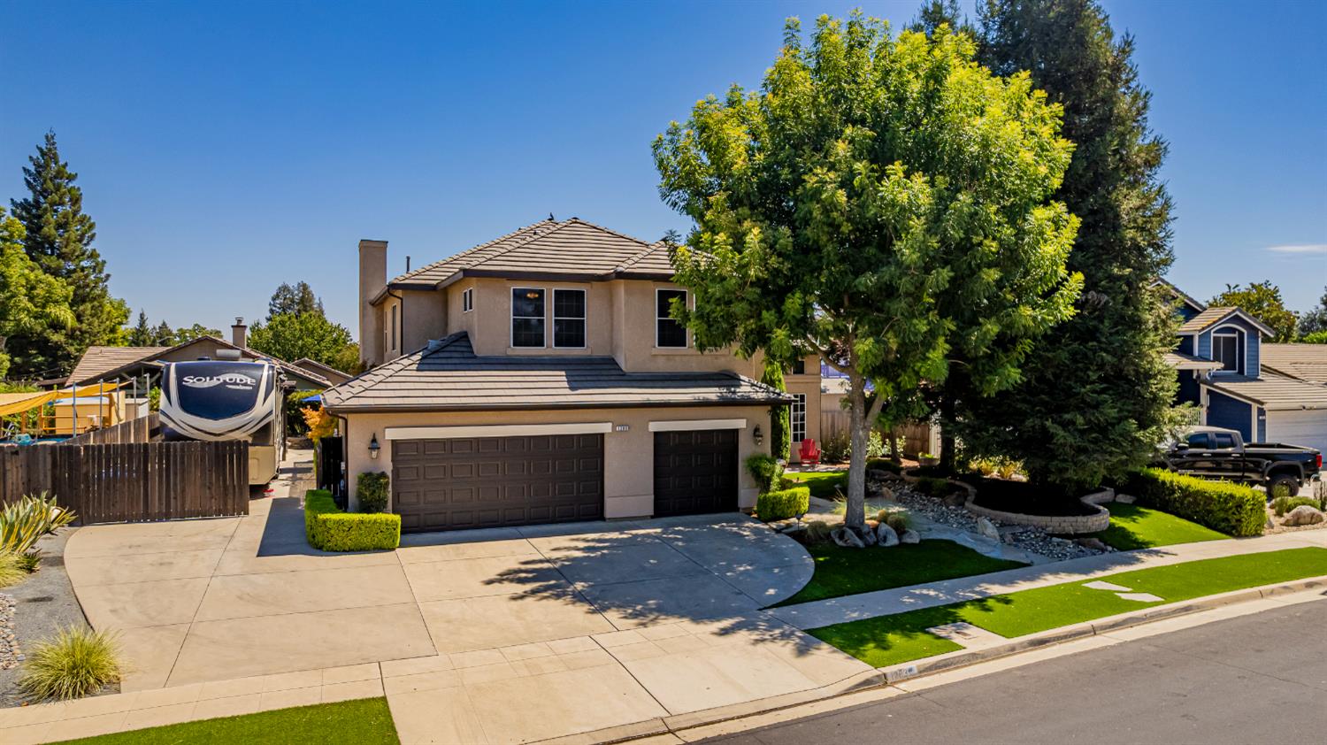 1283 Coventry Ave, Clovis, CA 93611