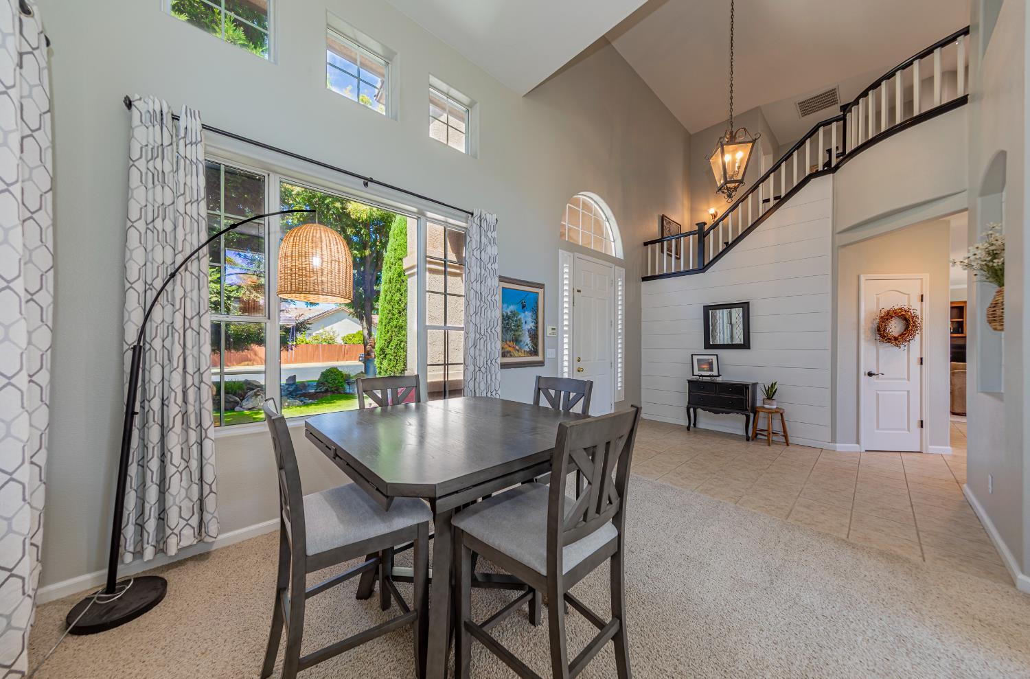 1283 Coventry Ave, Clovis, CA 93611