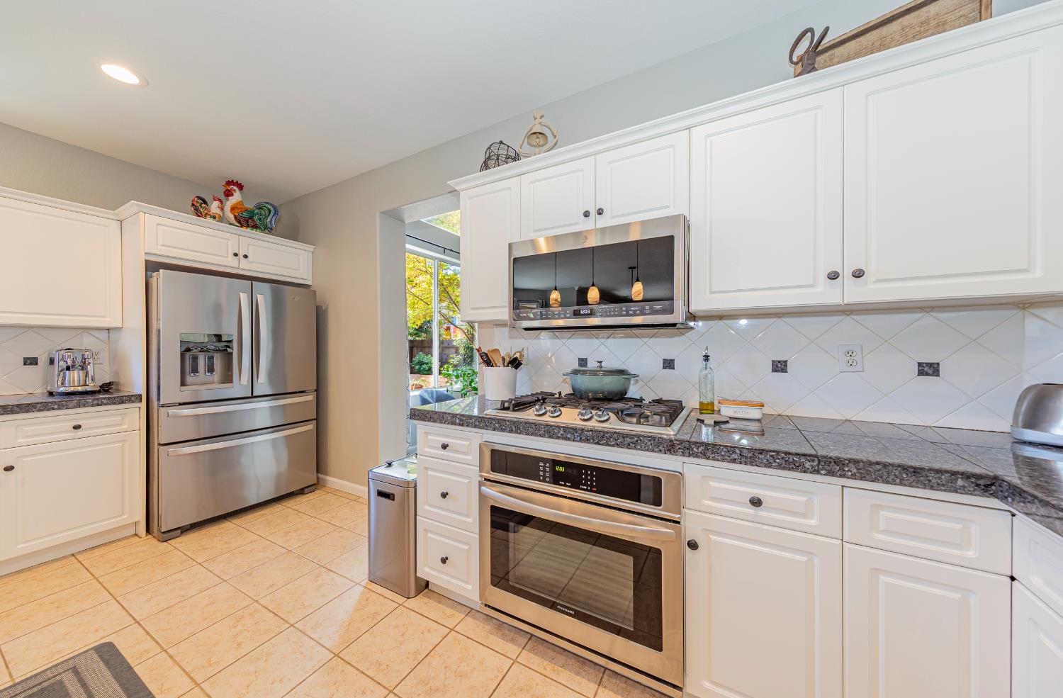 1283 Coventry Ave, Clovis, CA 93611