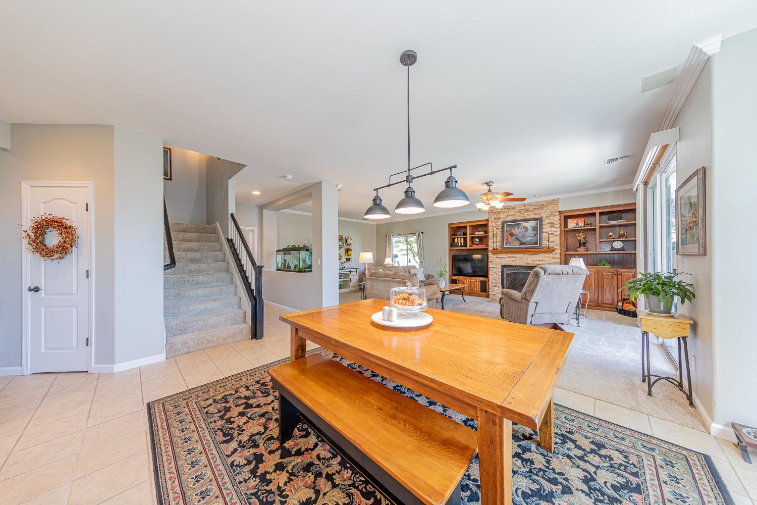 1283 Coventry Ave, Clovis, CA 93611