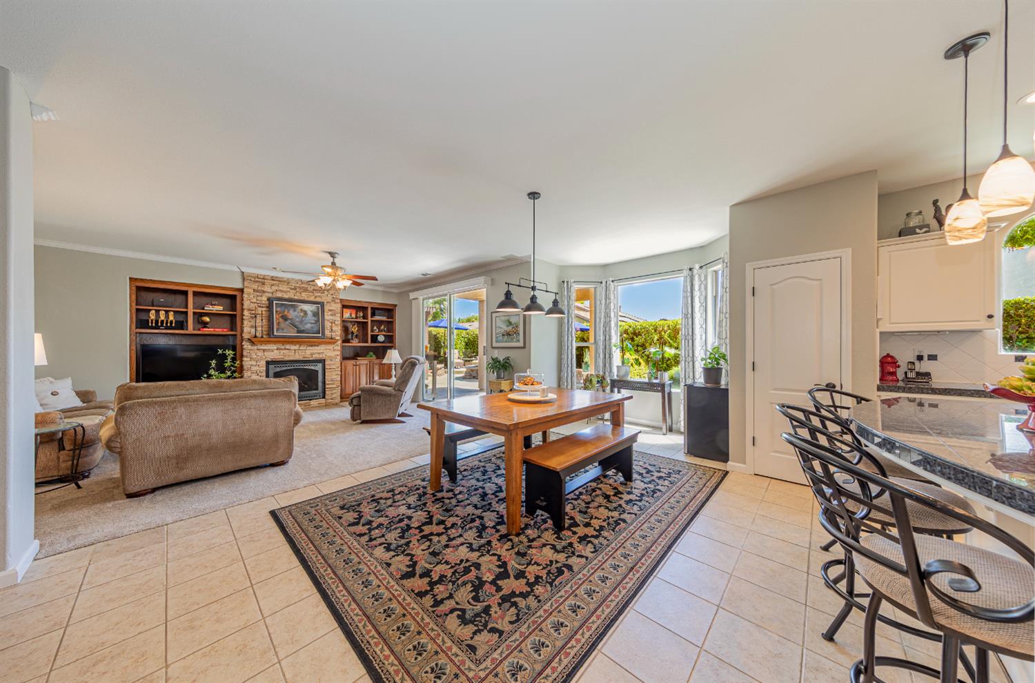 1283 Coventry Ave, Clovis, CA 93611