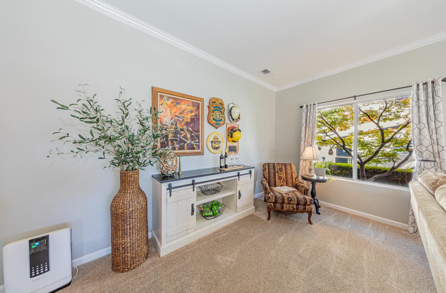 1283 Coventry Ave, Clovis, CA 93611