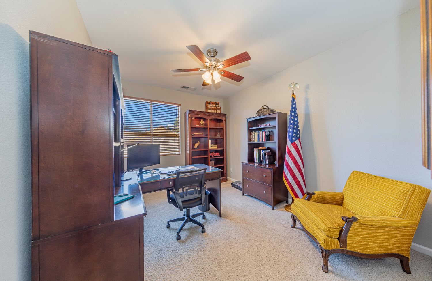 1283 Coventry Ave, Clovis, CA 93611