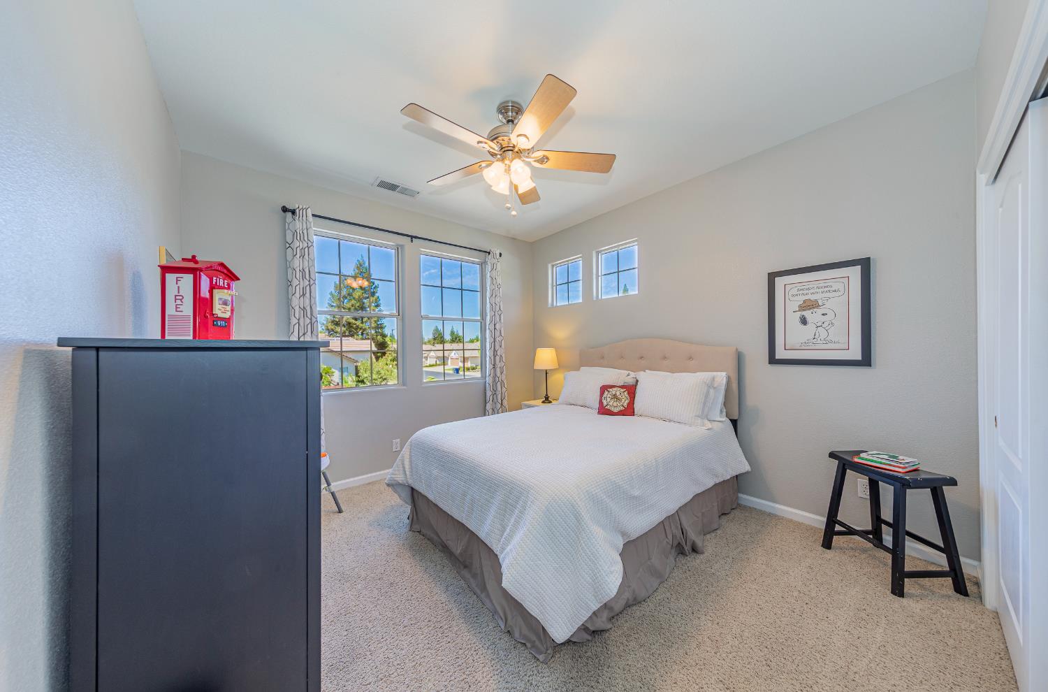 1283 Coventry Ave, Clovis, CA 93611