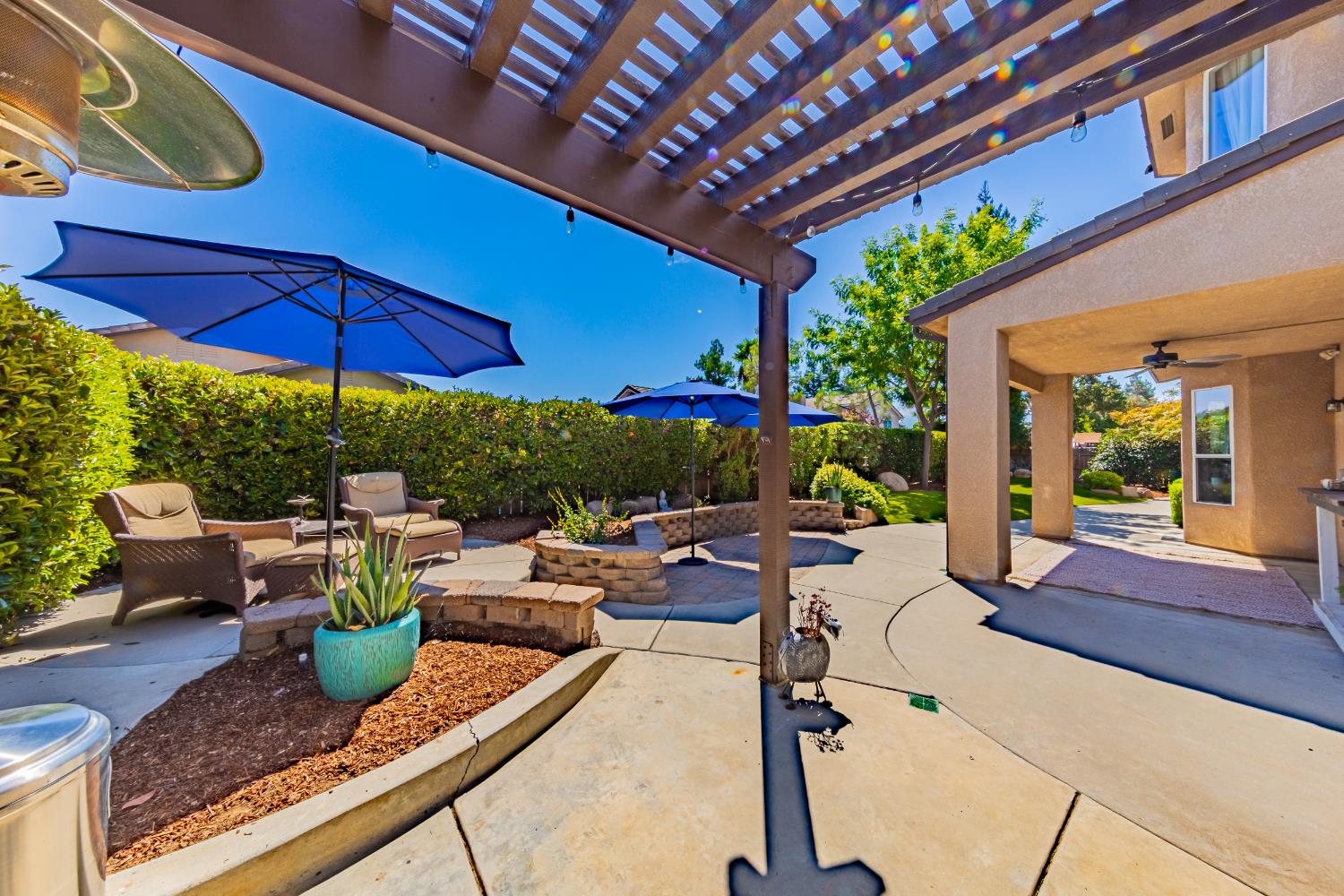 1283 Coventry Ave, Clovis, CA 93611