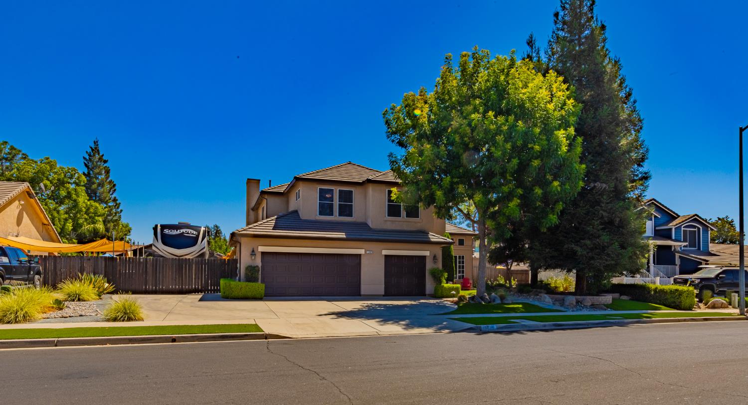 1283 Coventry Ave, Clovis, CA 93611