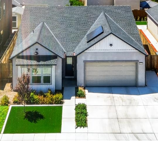 2642 Highland Ave, Clovis, CA 93619