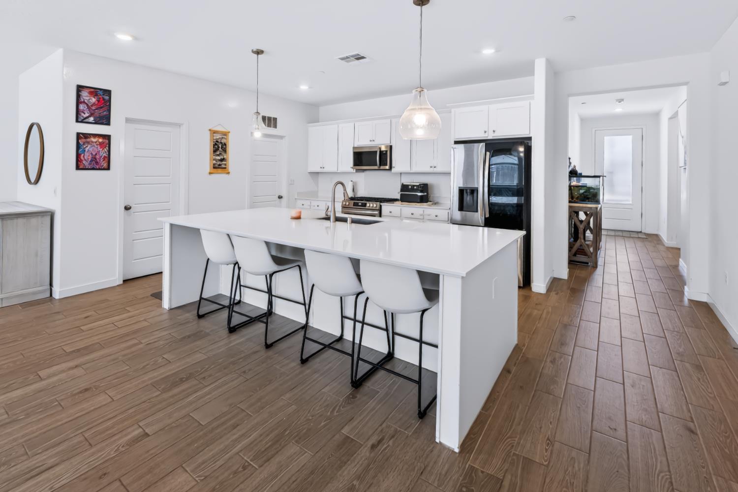 2642 Highland Ave, Clovis, CA 93619