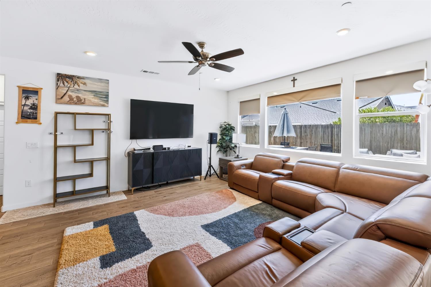2642 Highland Ave, Clovis, CA 93619
