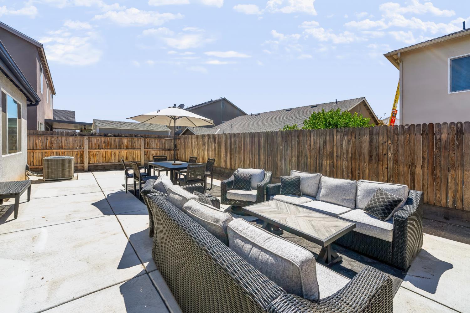 2642 Highland Ave, Clovis, CA 93619