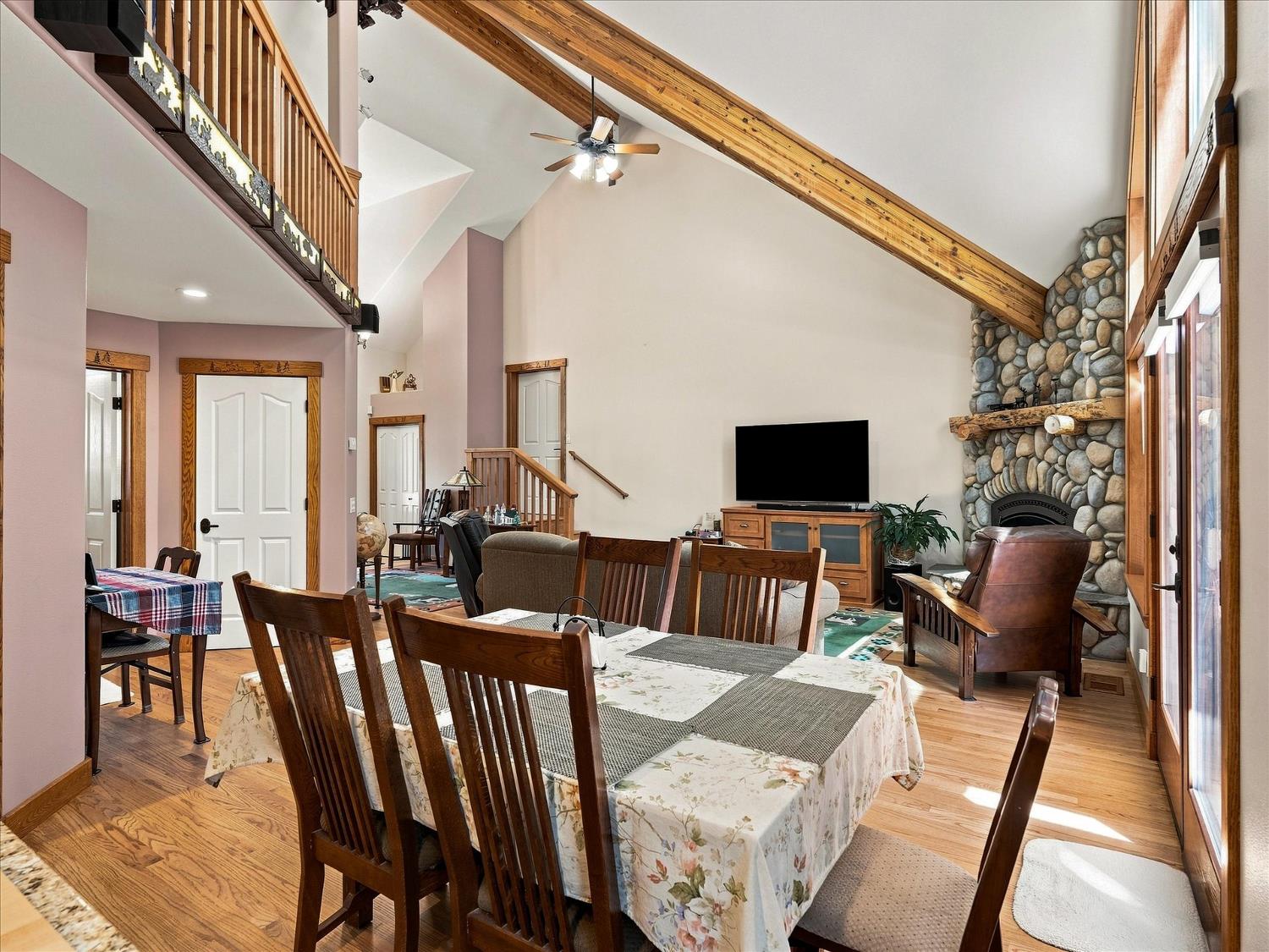 39771 Cedar Vista Cir S, Bass Lake, CA 93604
