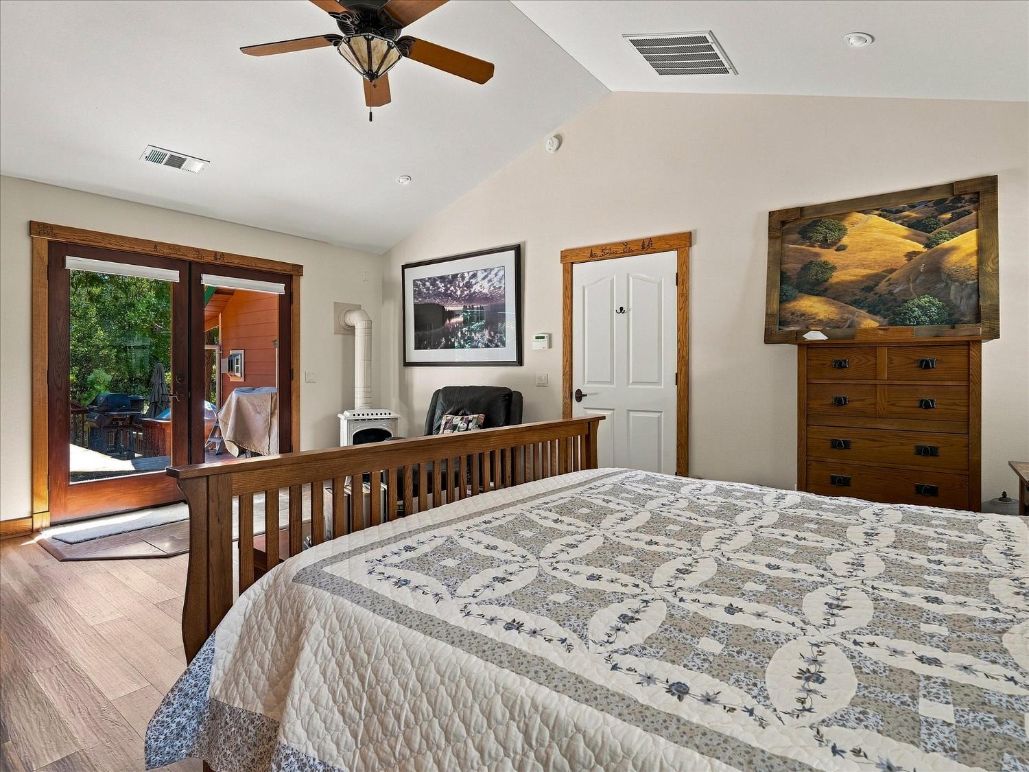 39771 Cedar Vista Cir S, Bass Lake, CA 93604