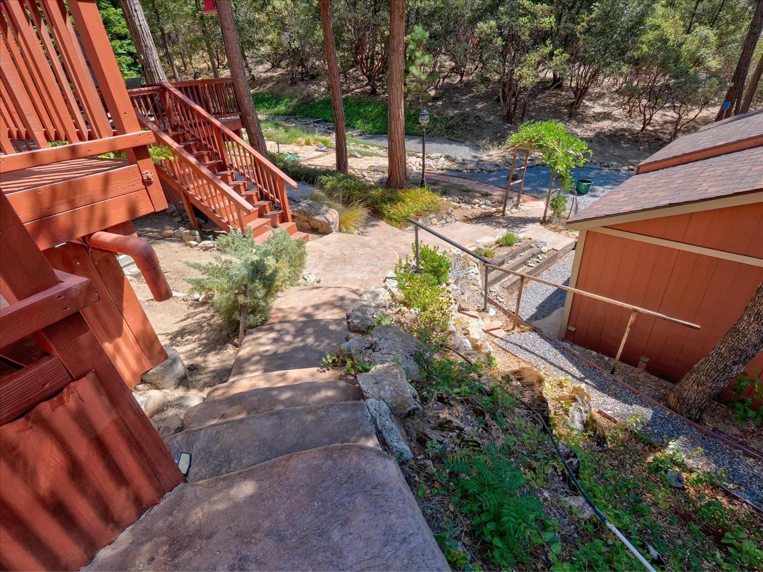 39771 Cedar Vista Cir S, Bass Lake, CA 93604
