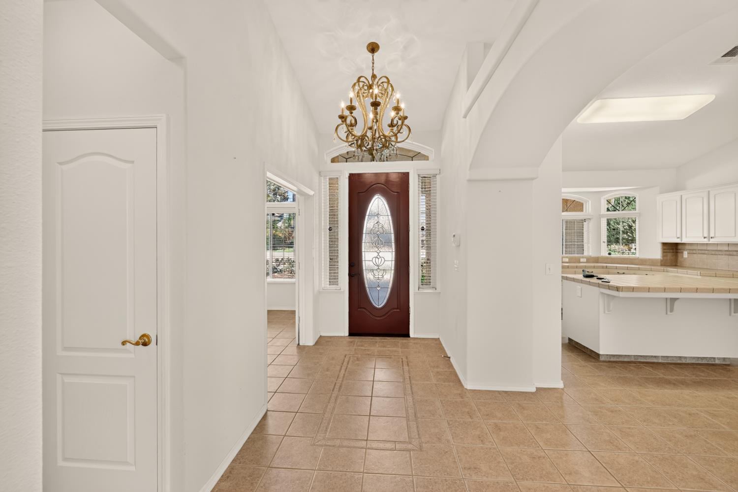 3077 Express Ct, Madera, CA 93637