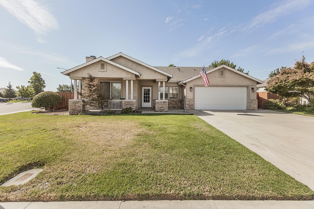 376 W Orange St, Kingsburg, CA 93631