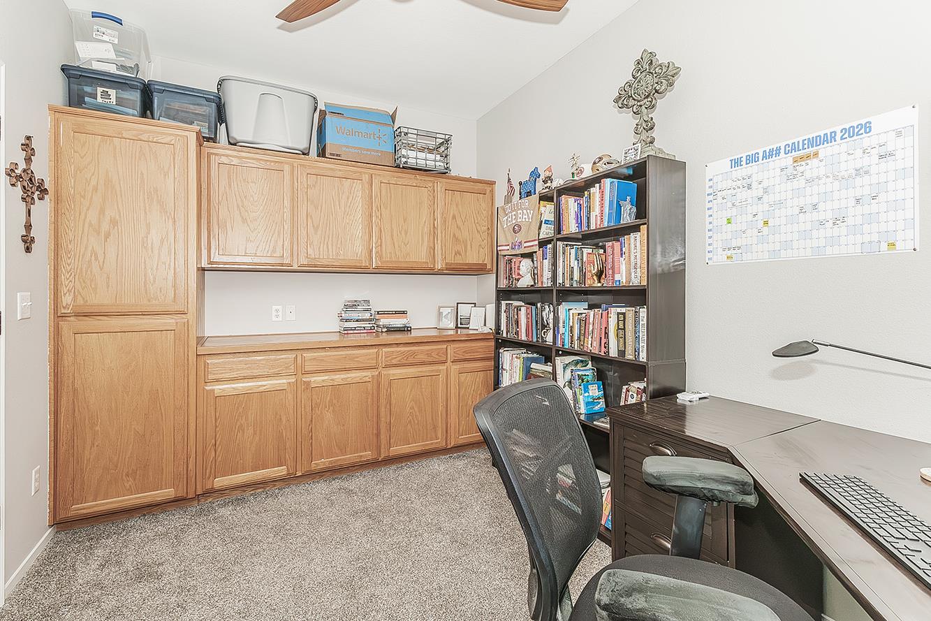 376 W Orange St, Kingsburg, CA 93631