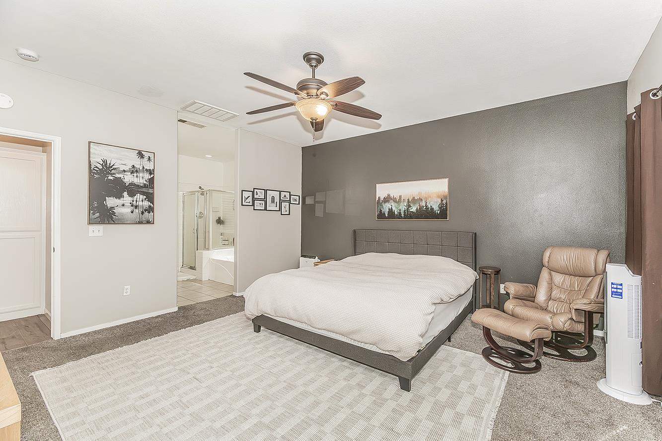 376 W Orange St, Kingsburg, CA 93631