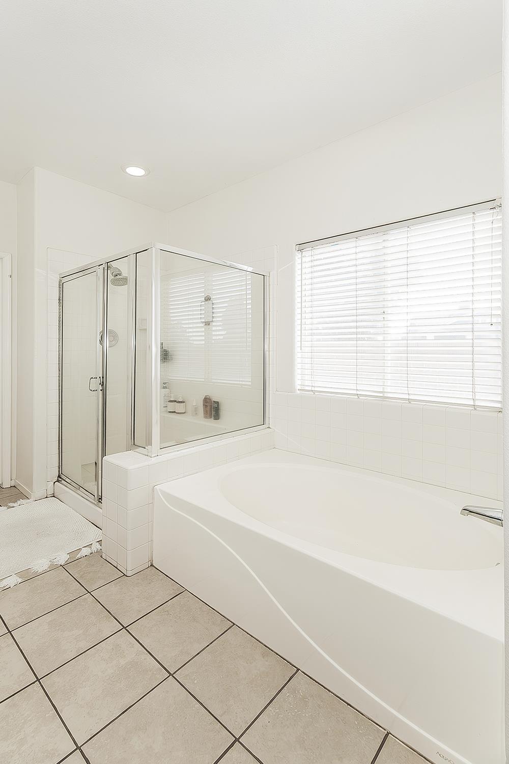 376 W Orange St, Kingsburg, CA 93631