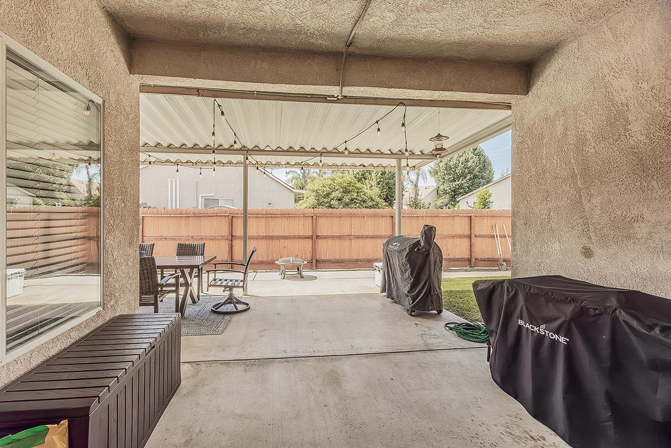 376 W Orange St, Kingsburg, CA 93631