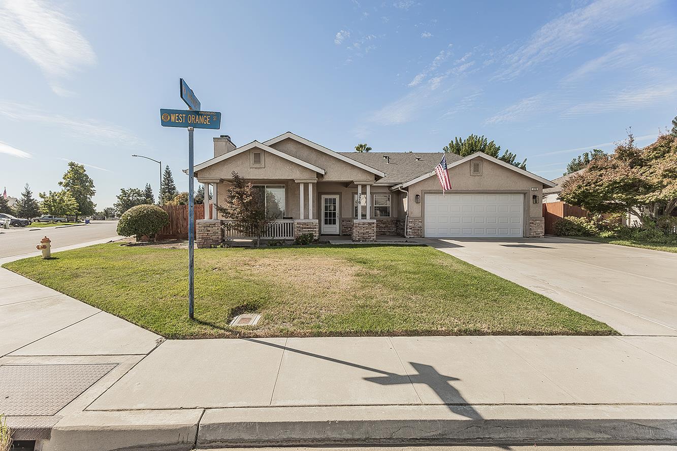 376 W Orange St, Kingsburg, CA 93631