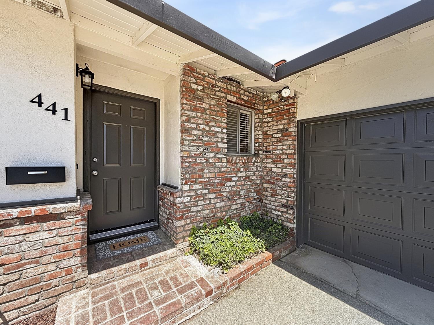 441 W 10th St, Gilroy, CA 95020