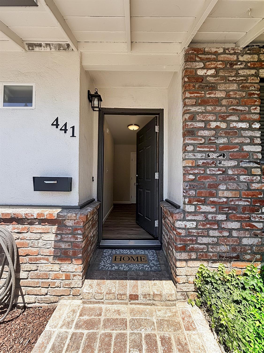 441 W 10th St, Gilroy, CA 95020