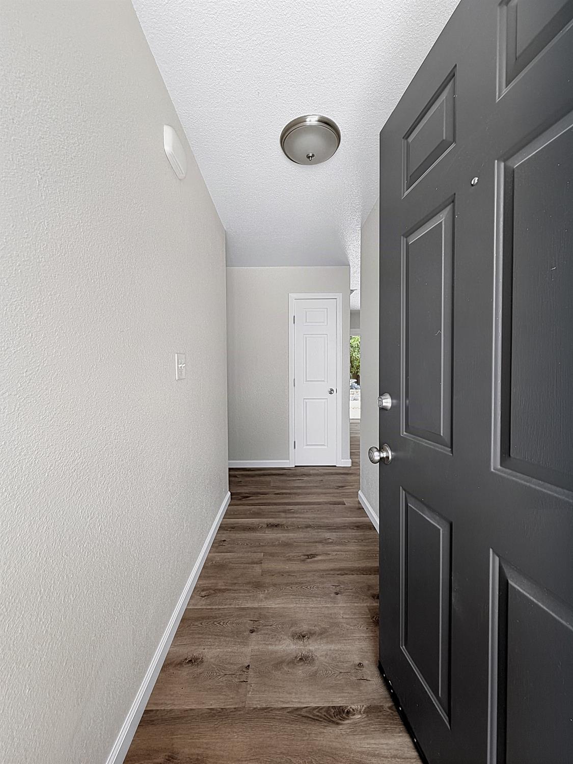 441 W 10th St, Gilroy, CA 95020