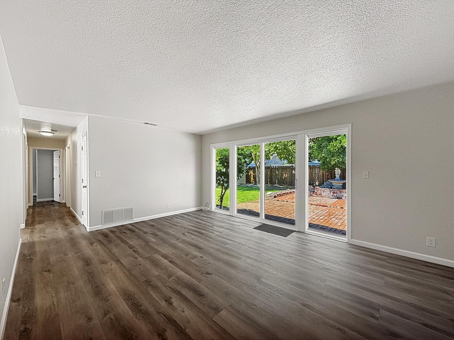 441 W 10th St, Gilroy, CA 95020