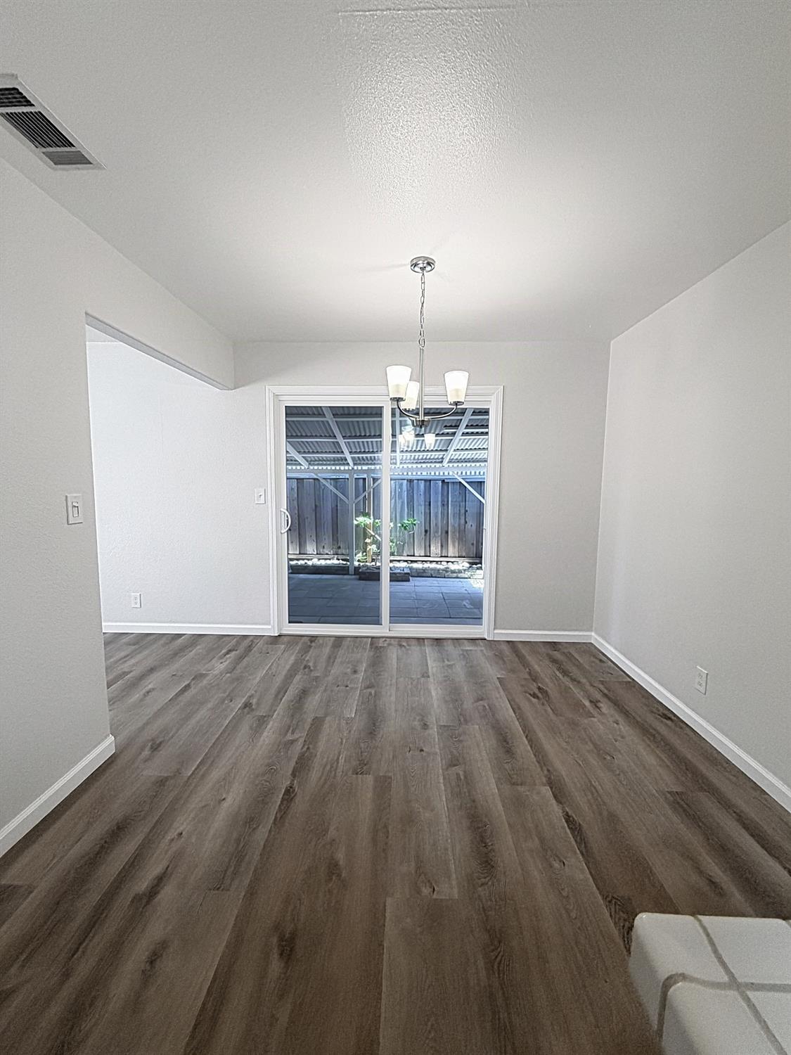 441 W 10th St, Gilroy, CA 95020