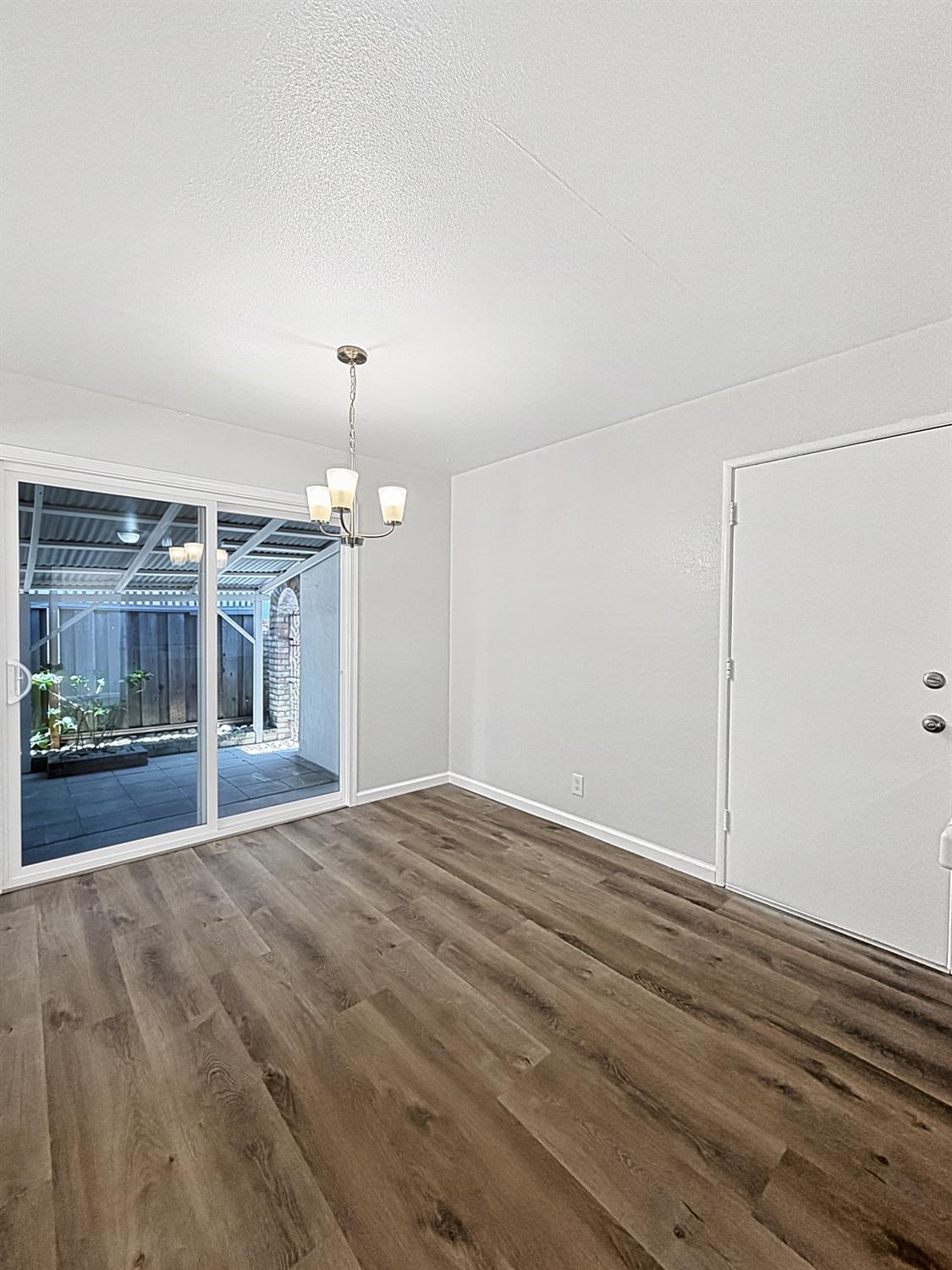 441 W 10th St, Gilroy, CA 95020