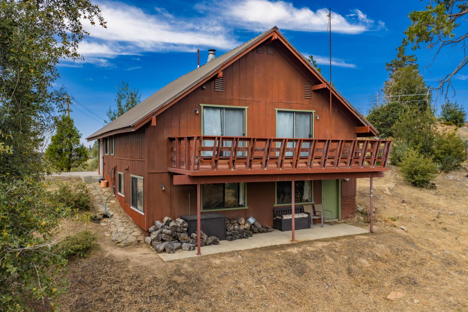 45250 Auberry Rd, Auberry, CA 93602