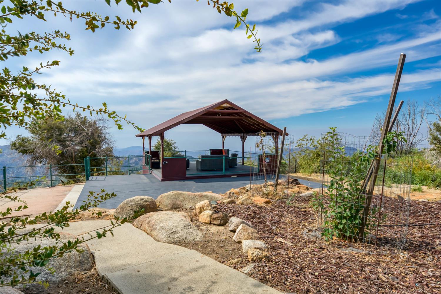45250 Auberry Rd, Auberry, CA 93602