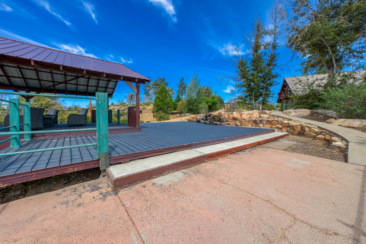 45250 Auberry Rd, Auberry, CA 93602