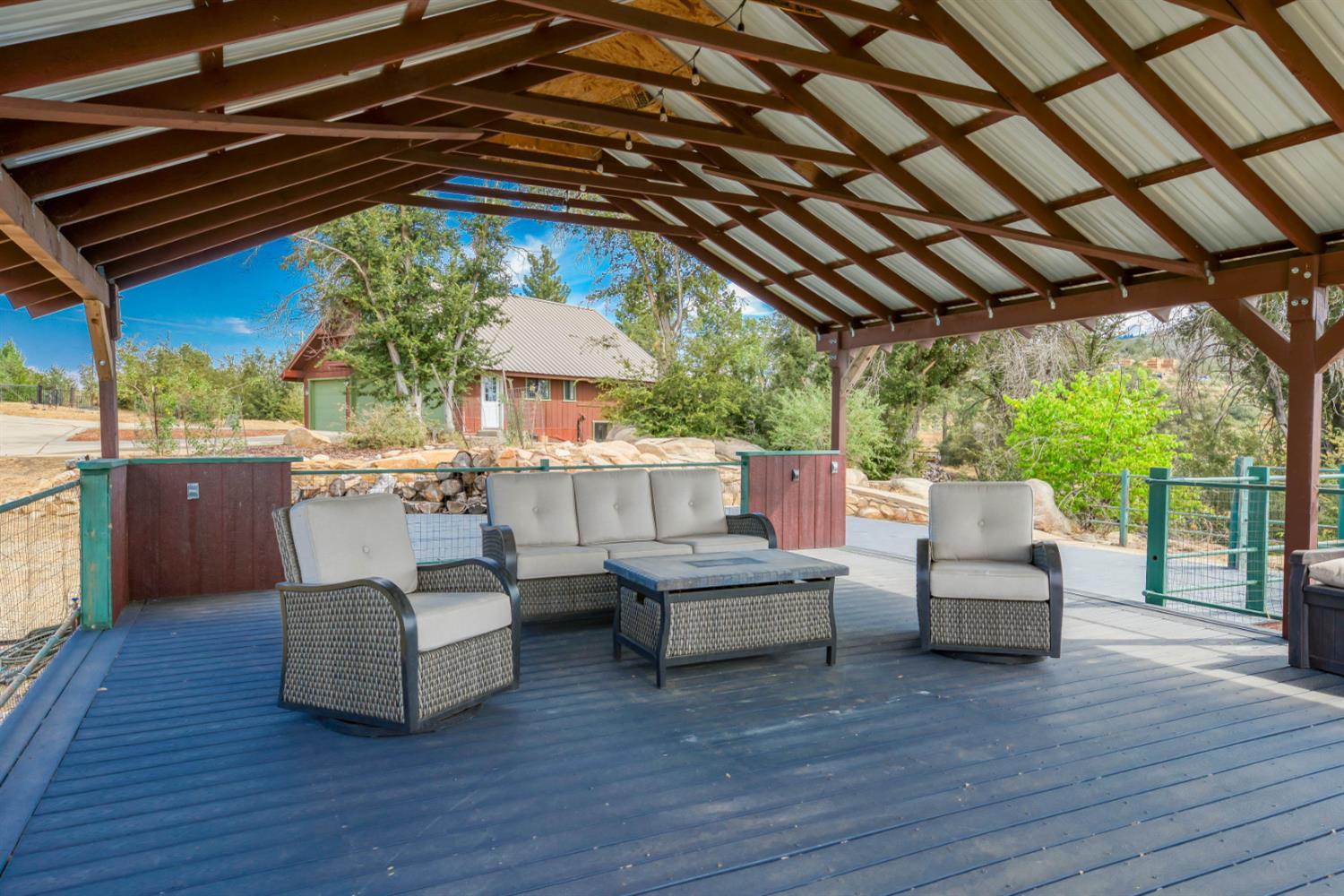 45250 Auberry Rd, Auberry, CA 93602
