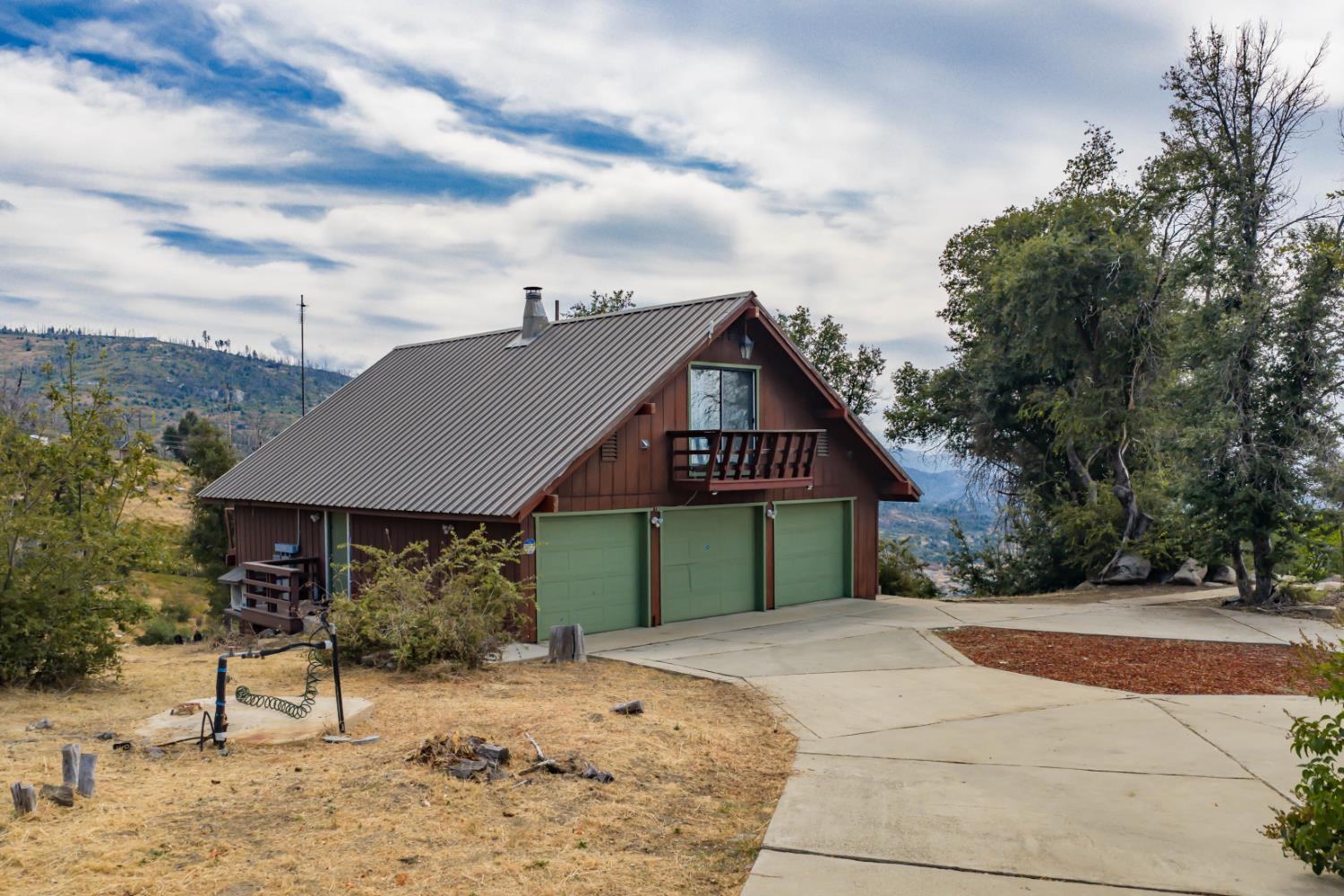 45250 Auberry Rd, Auberry, CA 93602