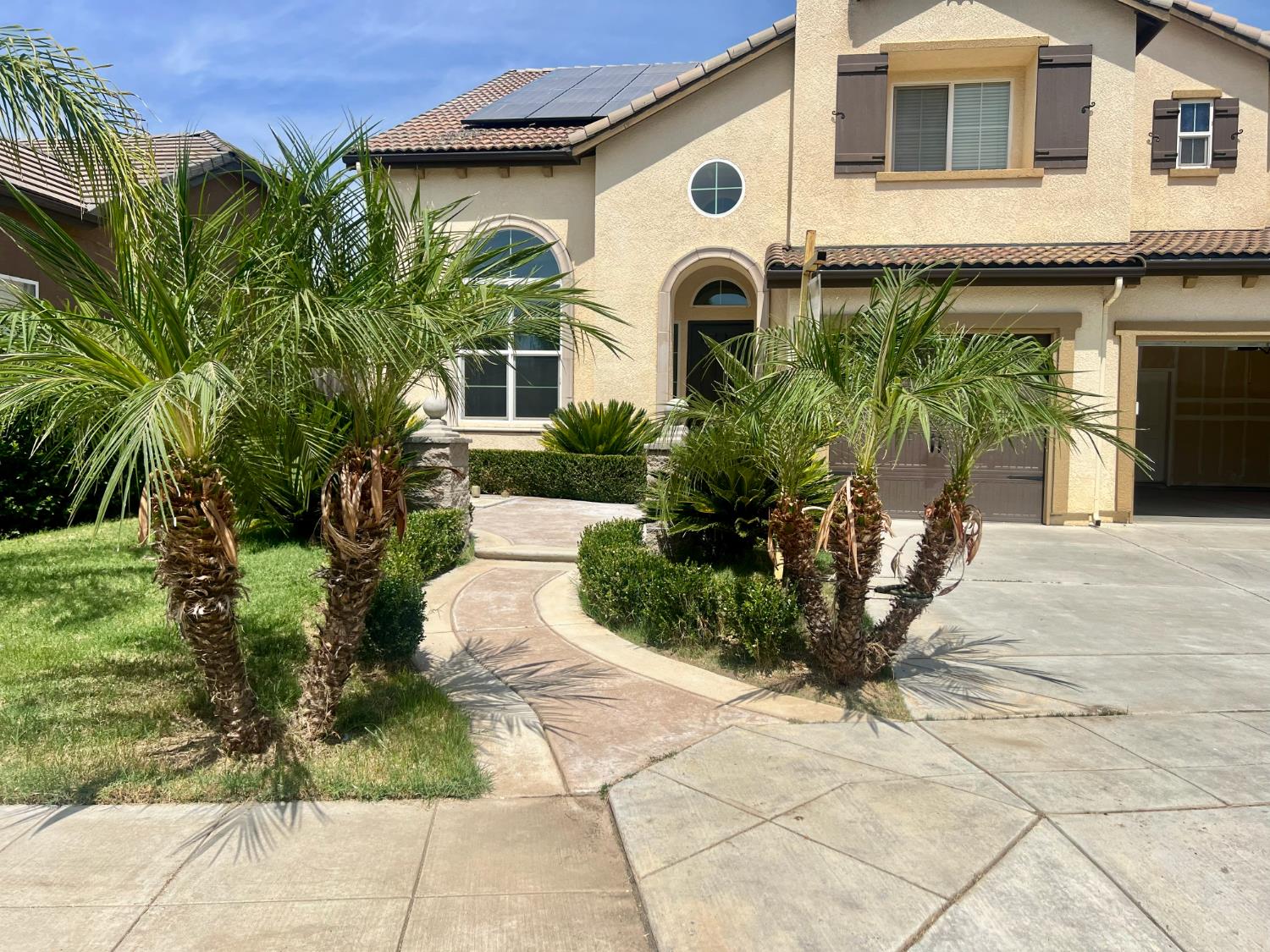 2049 Jordan Ave, Clovis, CA 93611