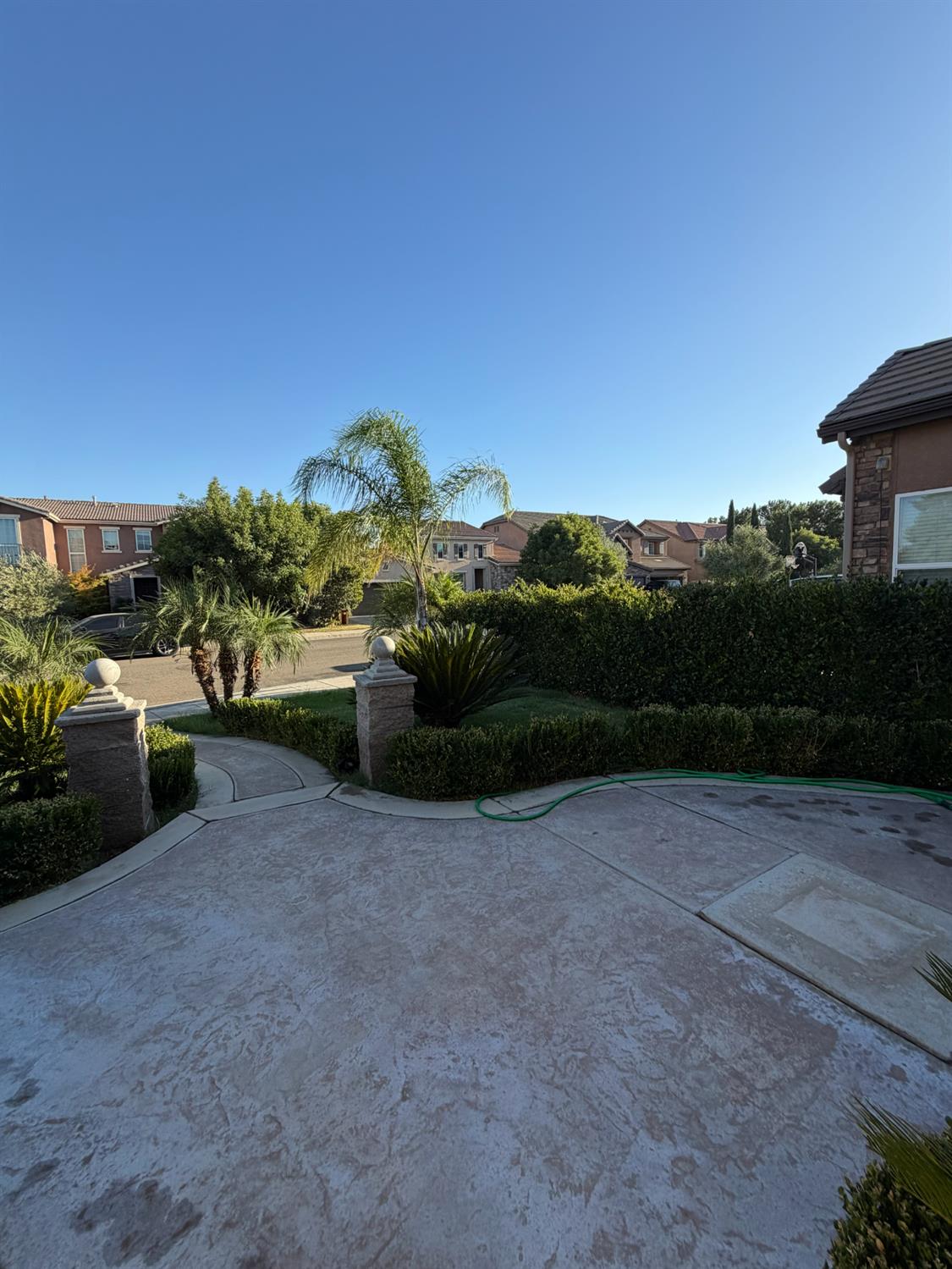 2049 Jordan Ave, Clovis, CA 93611