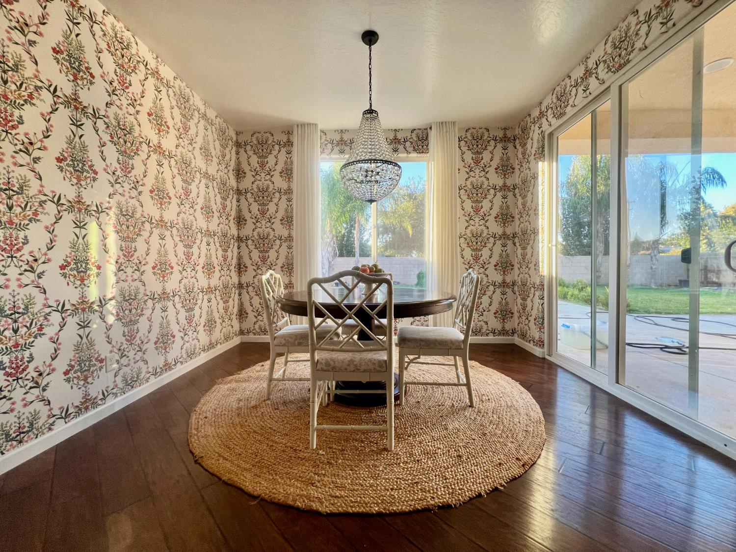 2049 Jordan Ave, Clovis, CA 93611