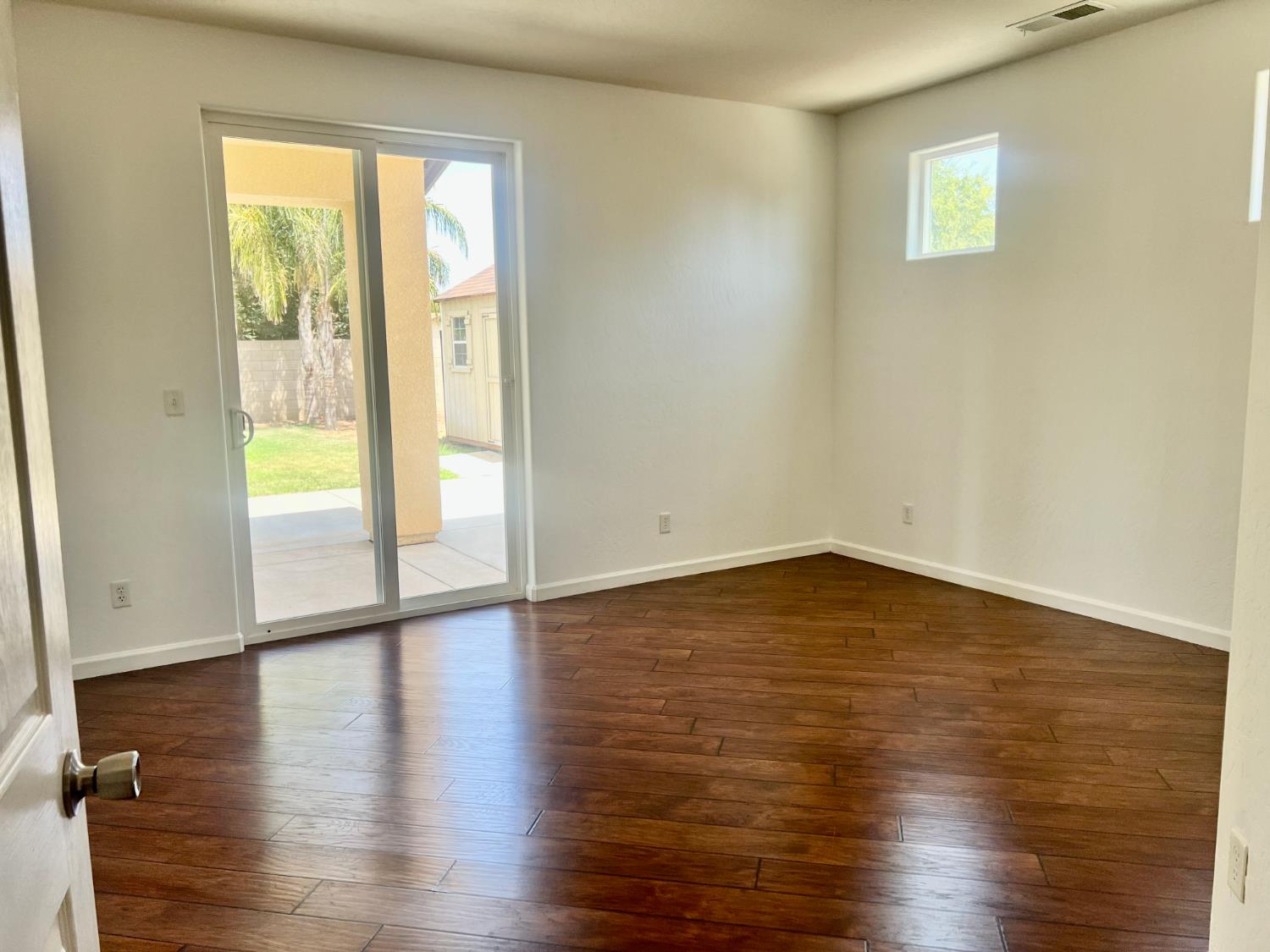 2049 Jordan Ave, Clovis, CA 93611