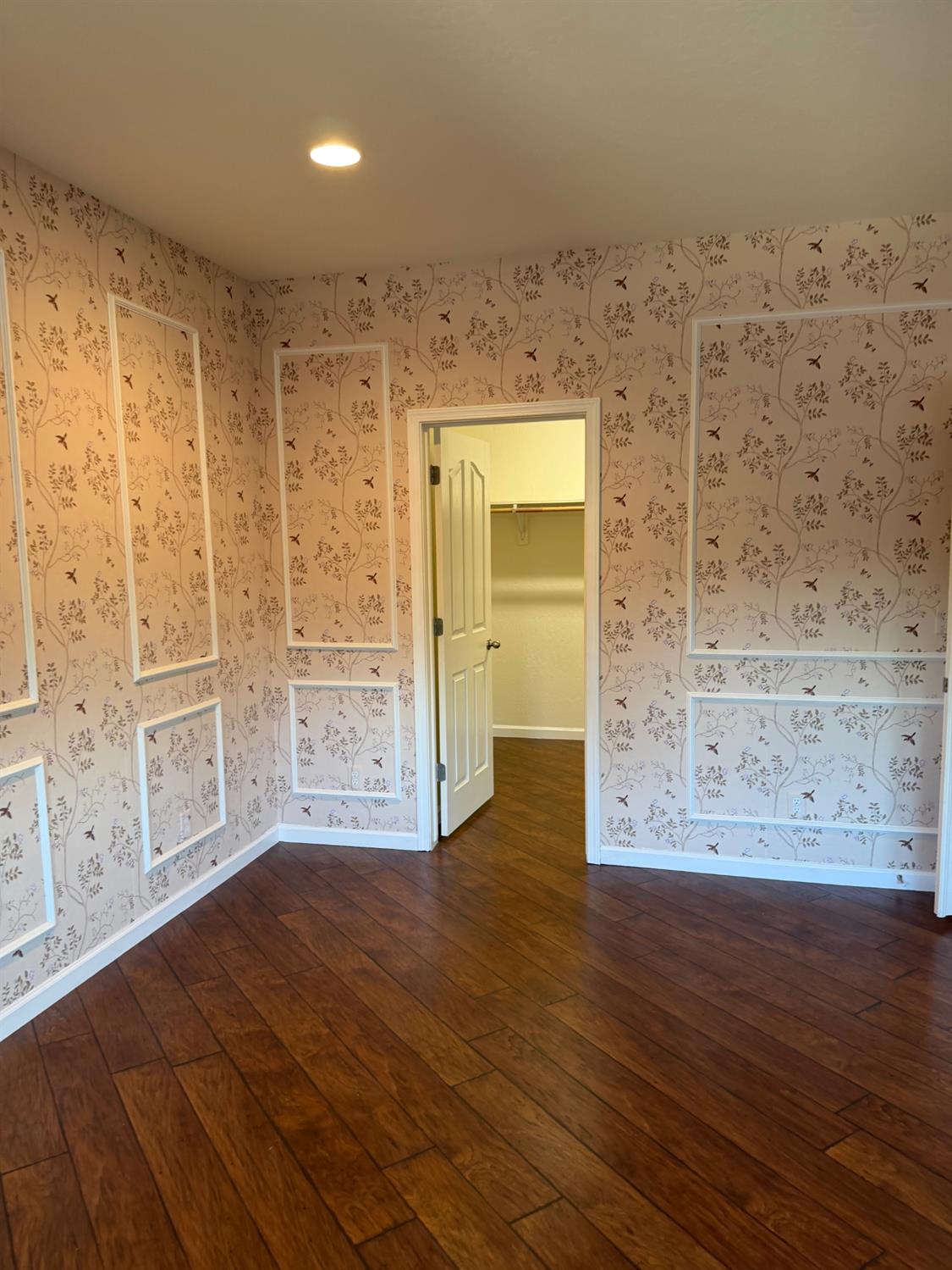2049 Jordan Ave, Clovis, CA 93611