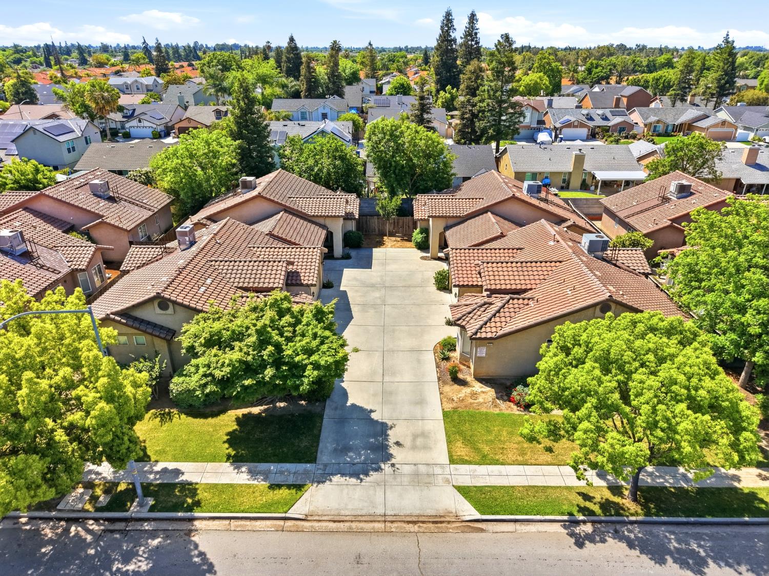 4693 W Clinton Ave #101, Fresno, CA 93722