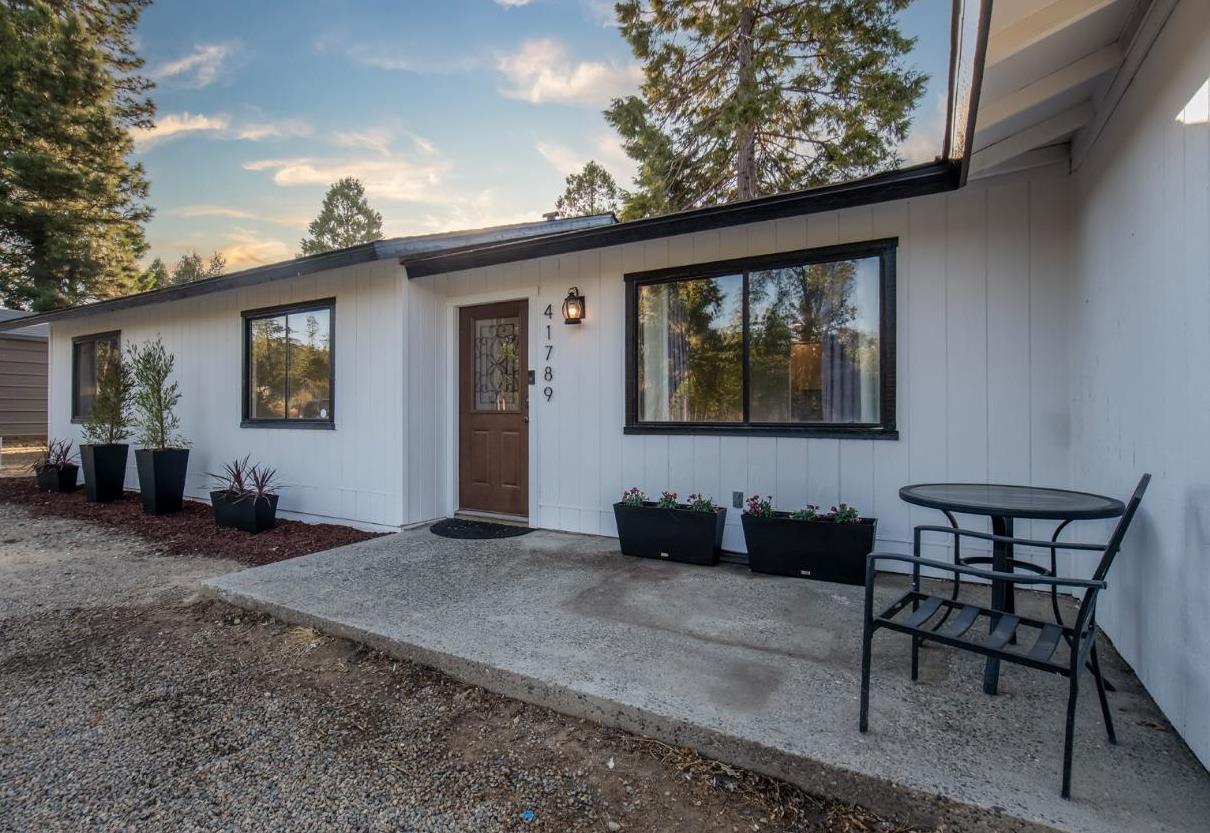 41789 Marmot Ln, Auberry, CA 93602