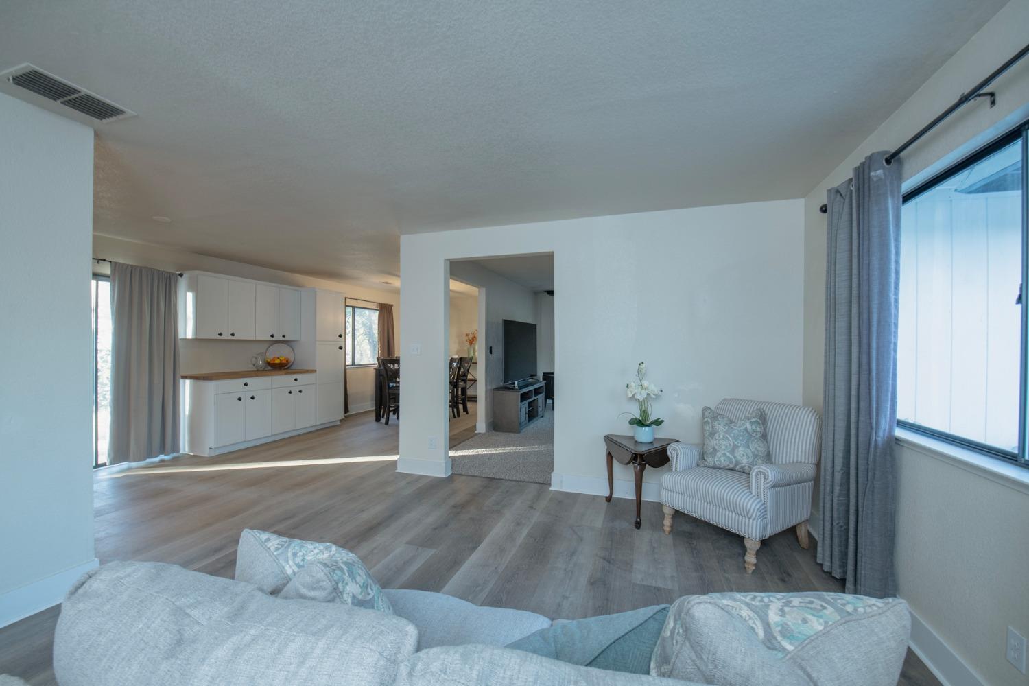 41789 Marmot Ln, Auberry, CA 93602