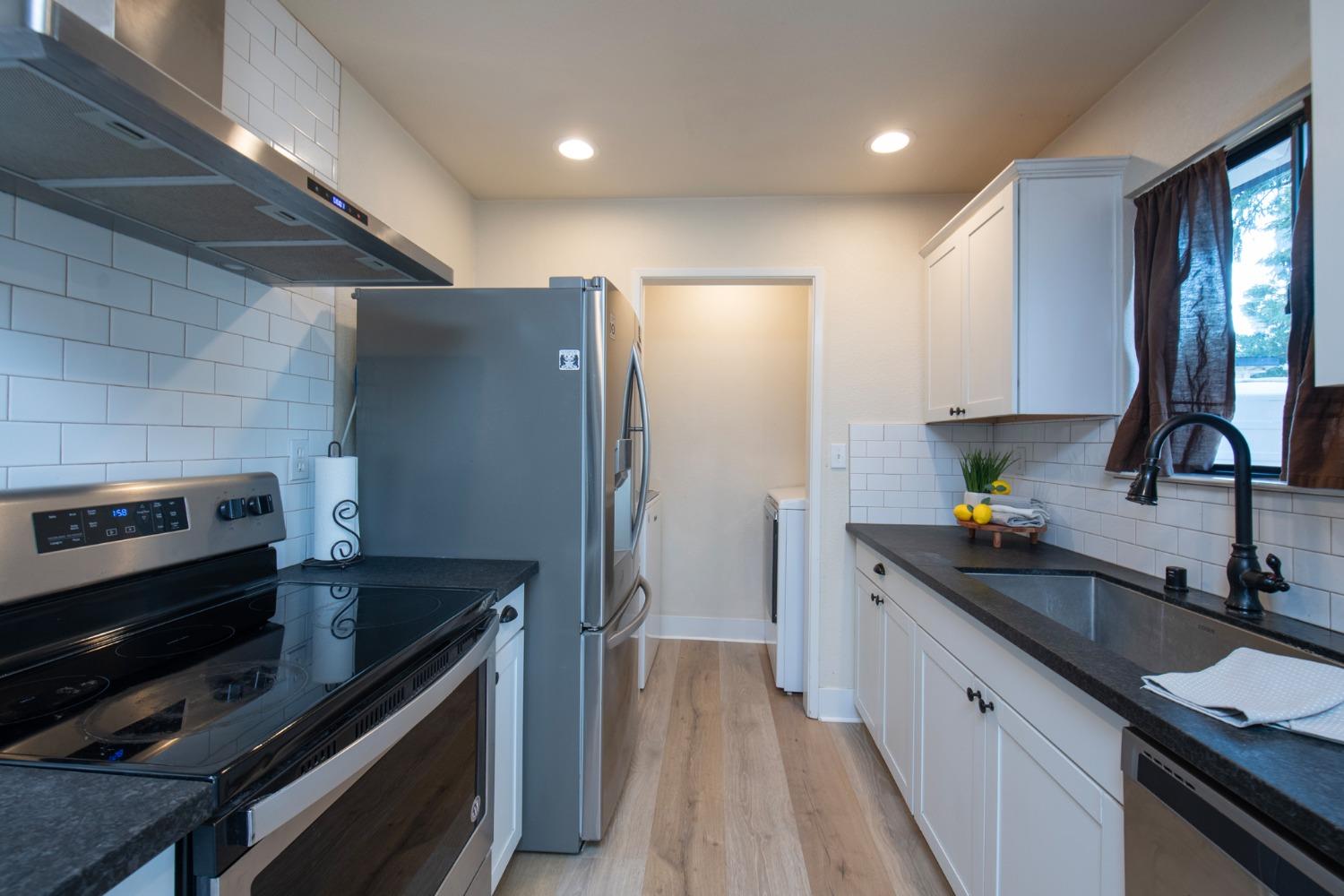 41789 Marmot Ln, Auberry, CA 93602